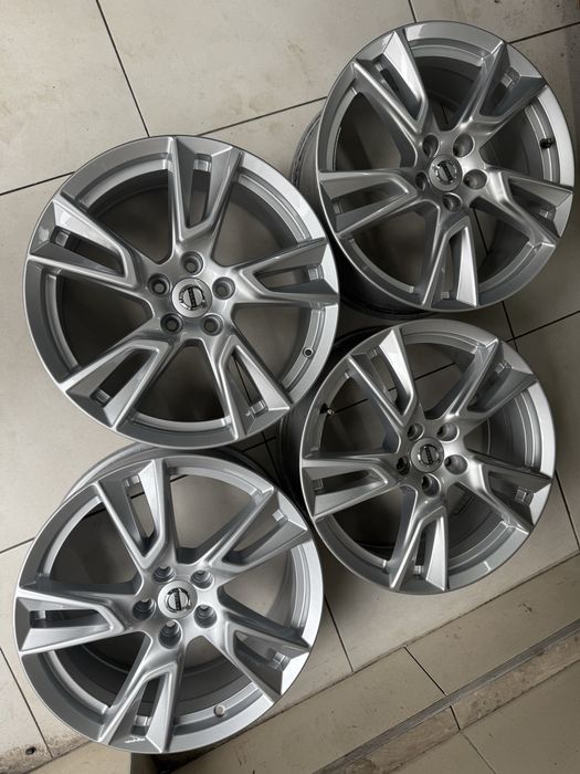 Felgi 18 5x108 ET 50,5 7,5 J Volvo