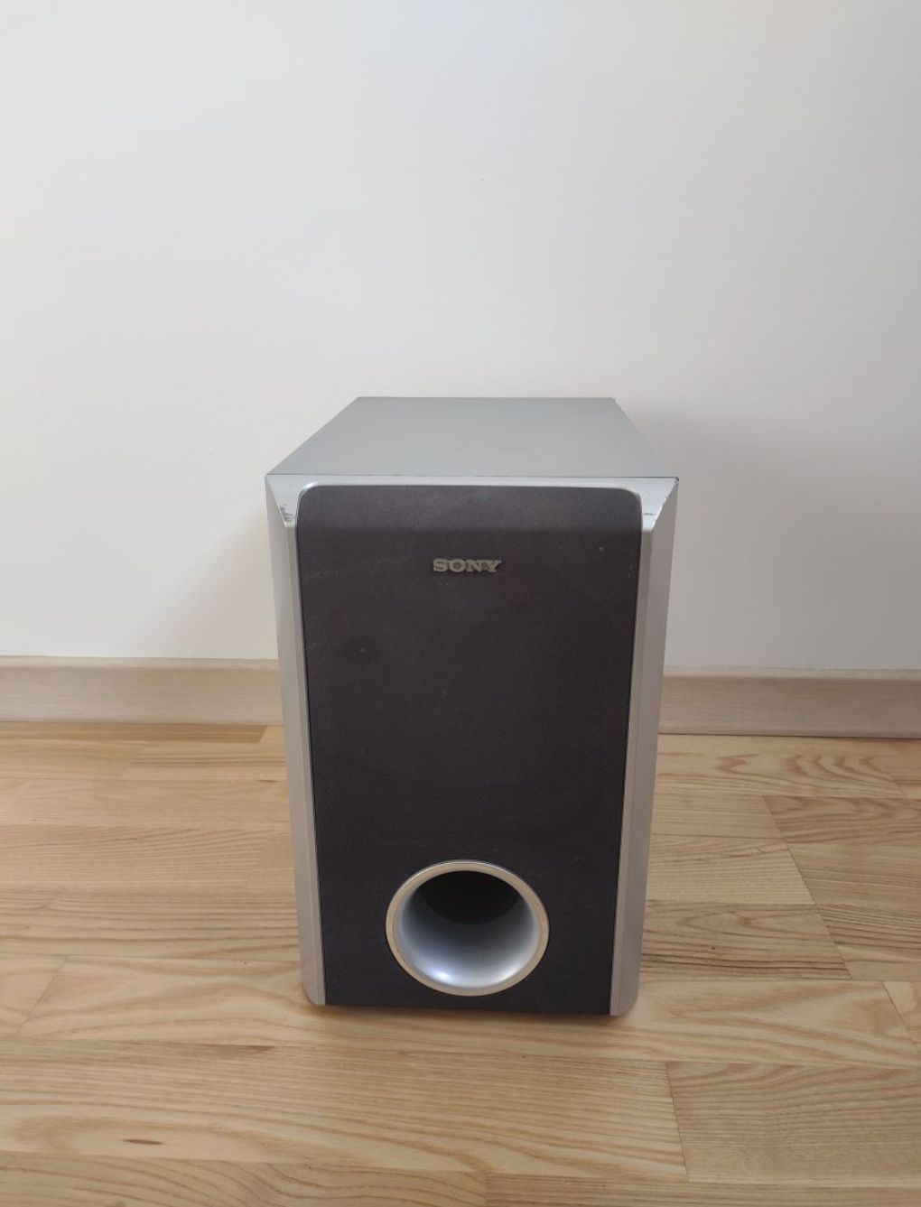 SONY Subwoofer model no. SS-WS31