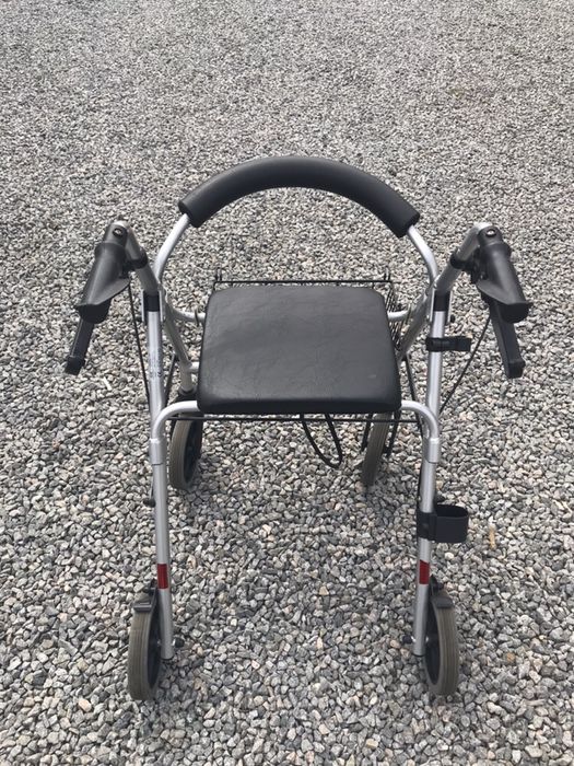 Aluminiowy balkonik chodzik składany