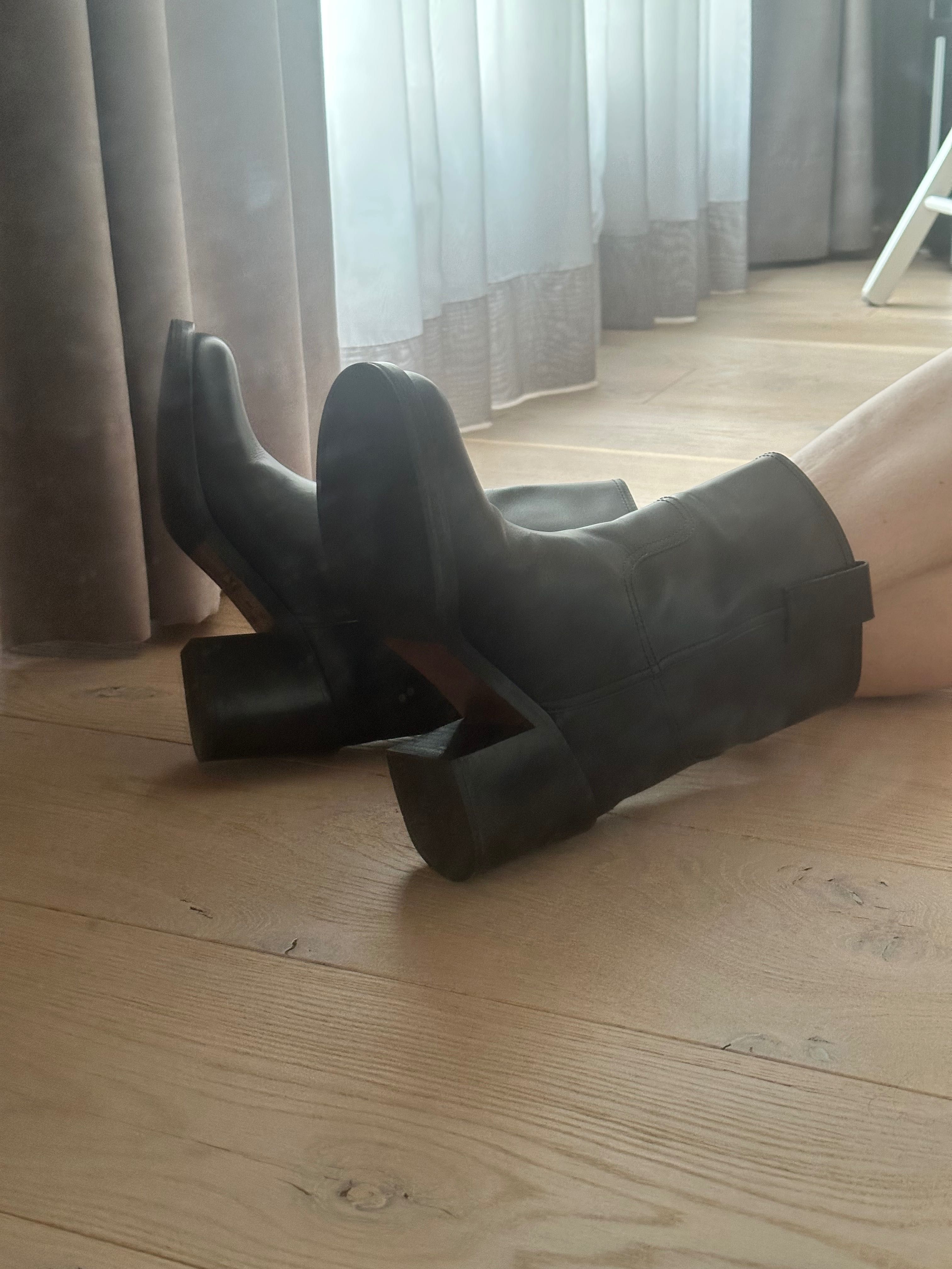 Чоботи Miu Miu оригінал