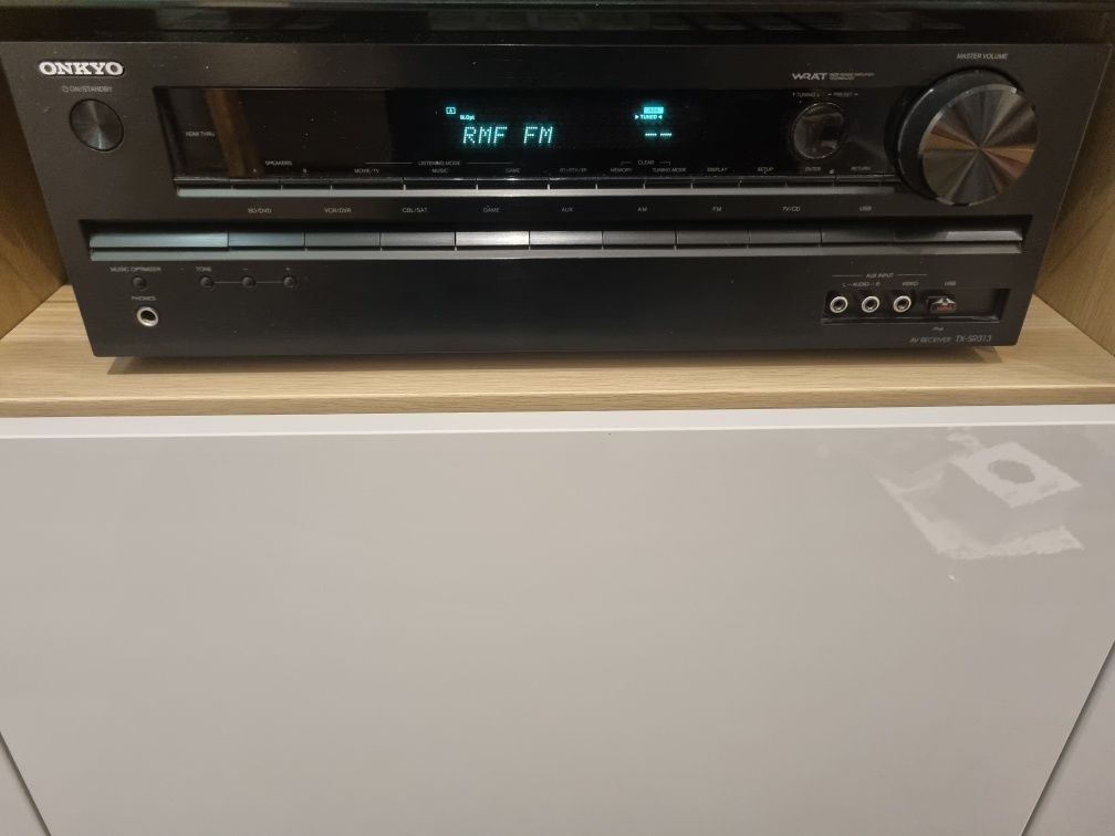 Amplituner onkyo TX-SR313 z kolumnami