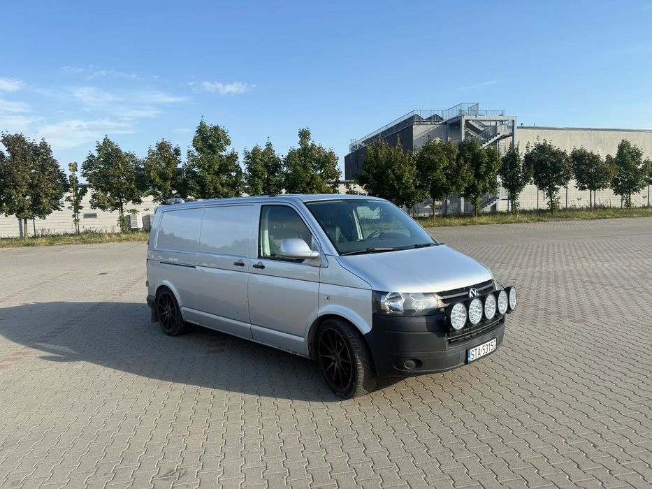 Volkswagen Transporter  VW T5 4MOTION, Blokada tylnego mostu, DSG, Webasto z pilotem, FV 23%