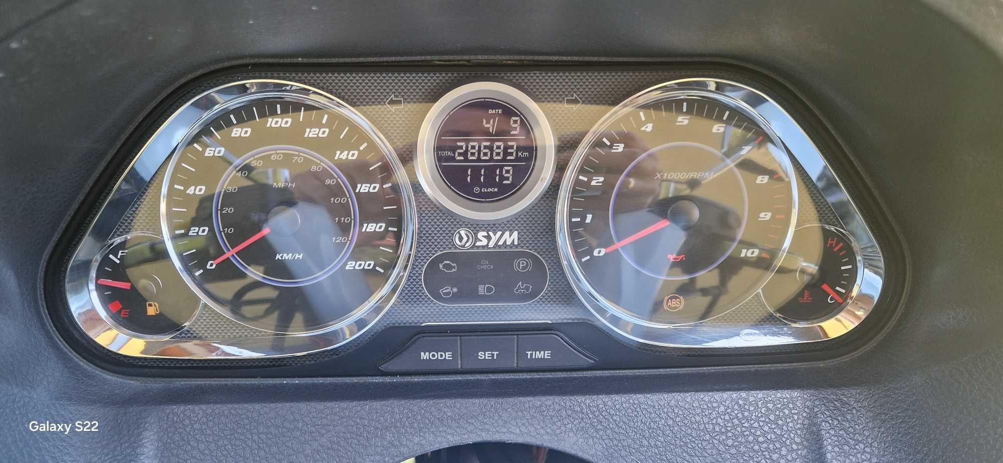 Skuter Maxsym 600 mały przebieg 28 tyś.