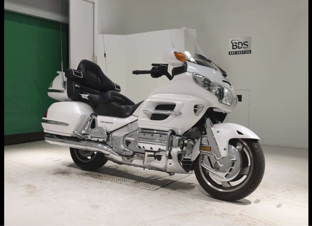 Свіжак! З Японії HONDA GL1800!