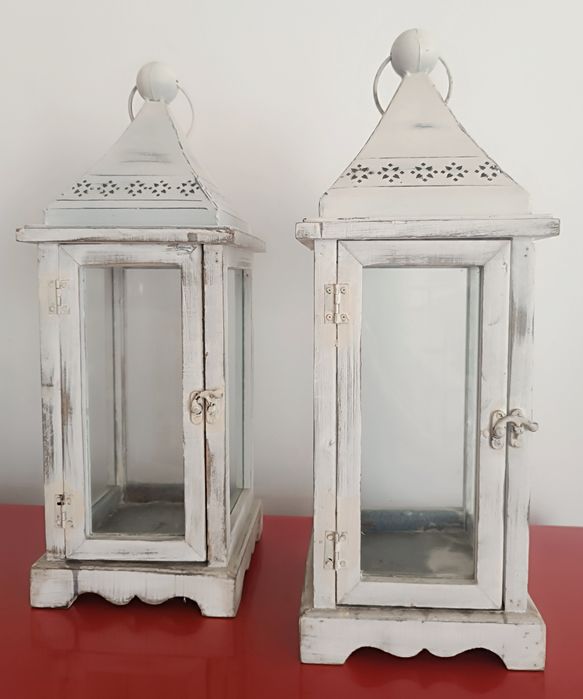 Lanternas rústicas brancas