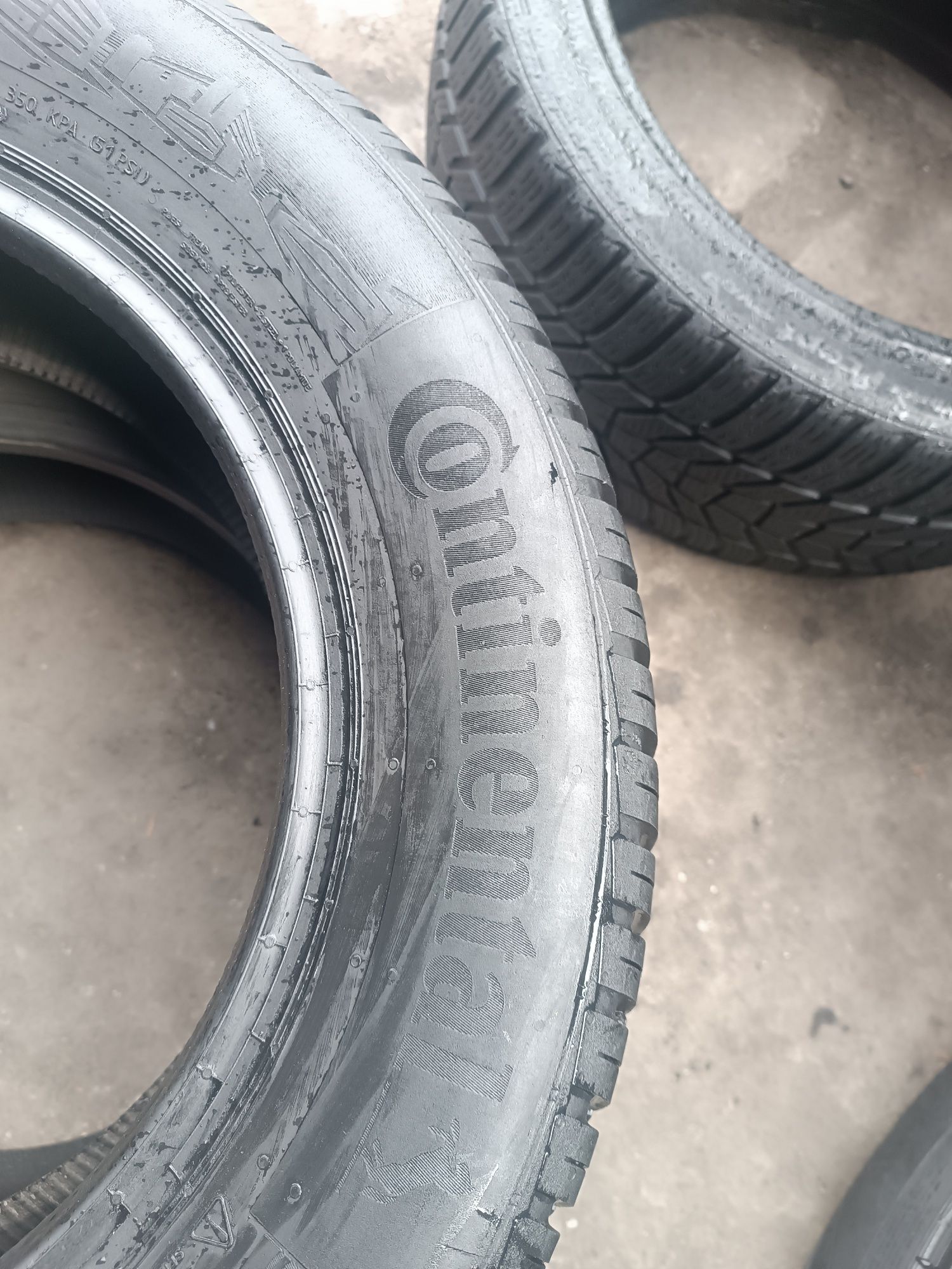 Sprzedam bardzo ładne Opony Continental 195/65 r15