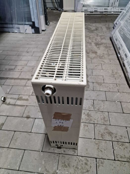 Grzejnik używany 70x50 V22
