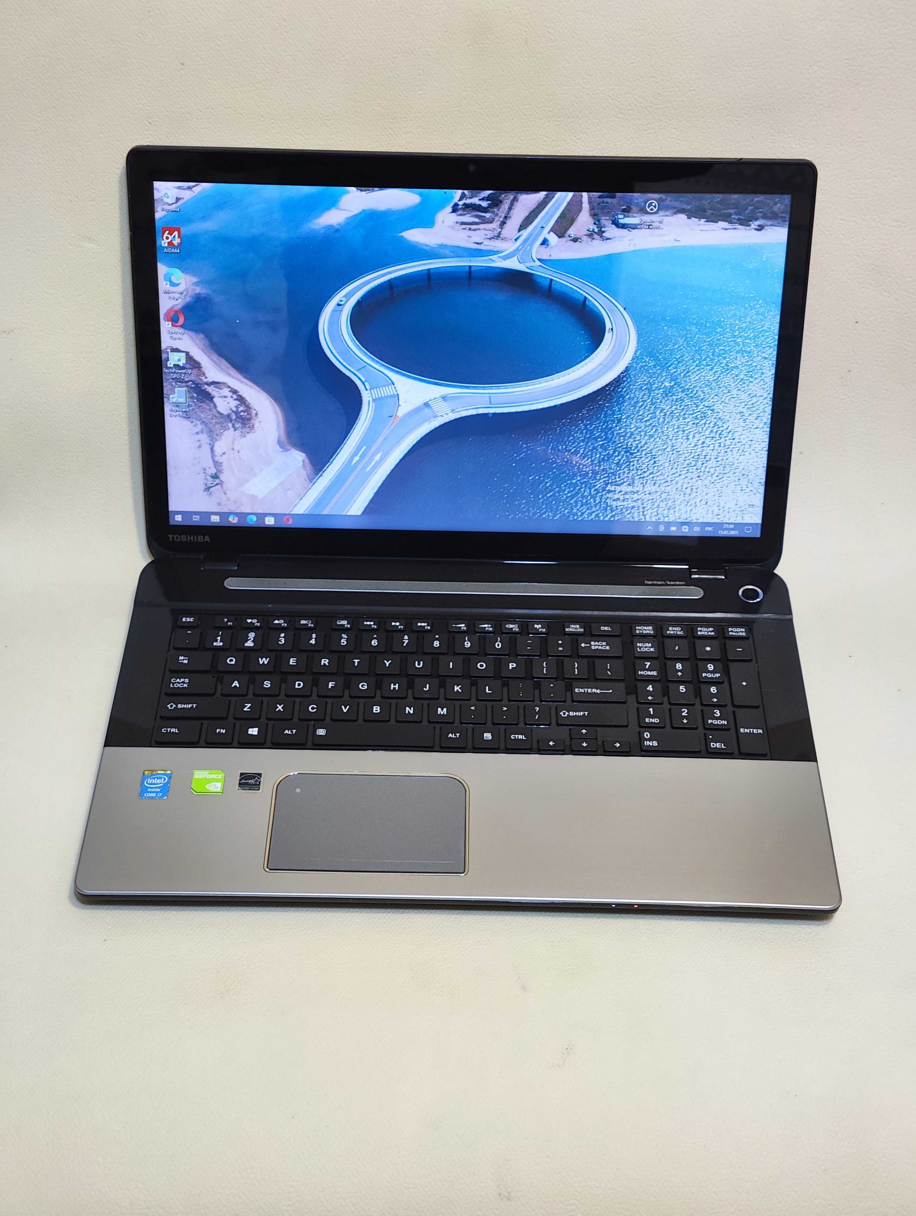 Ноутбук Toshiba Satellite S75t 17,3 Core i7/8Gb/SSD 256Gb/nVidia