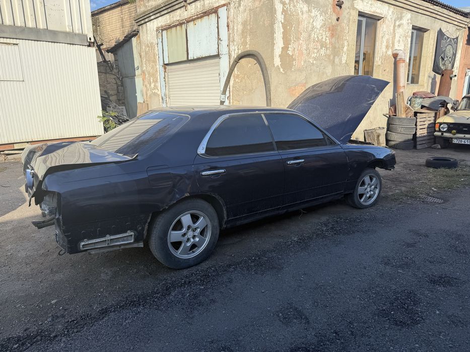 Авто в разбор , запчасти cedric , gloria y33