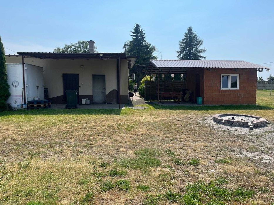 Funkcjonujący sklep spożywczo-monopolowy – Tłokinia Wielka k. Kalisza