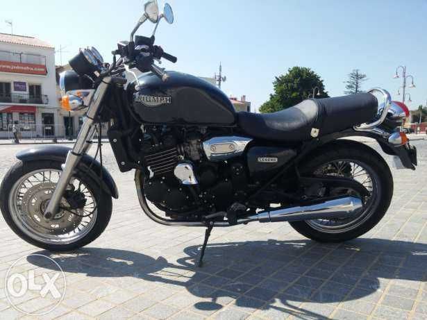 Triumph Legend TT 900