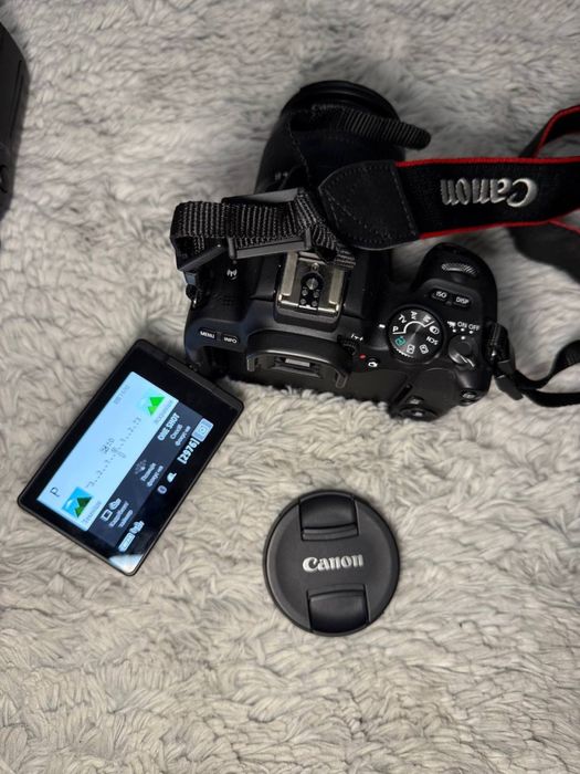 Фотоапарат CANON EOS 200D 18-55 Black