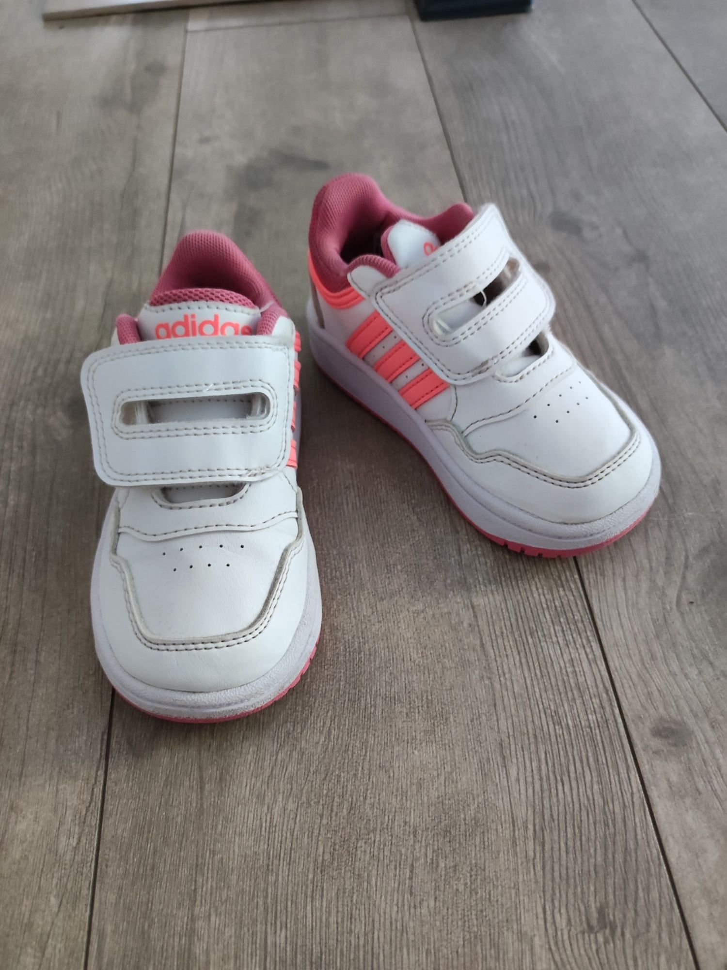 Buty dla dziewczynki