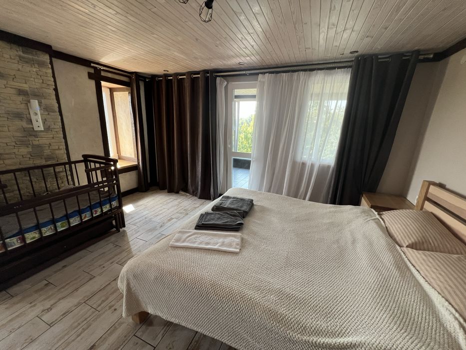 Продаж будинку, Ліщин