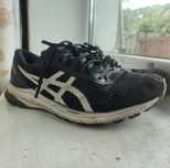 Чоловічі кросівки asics
