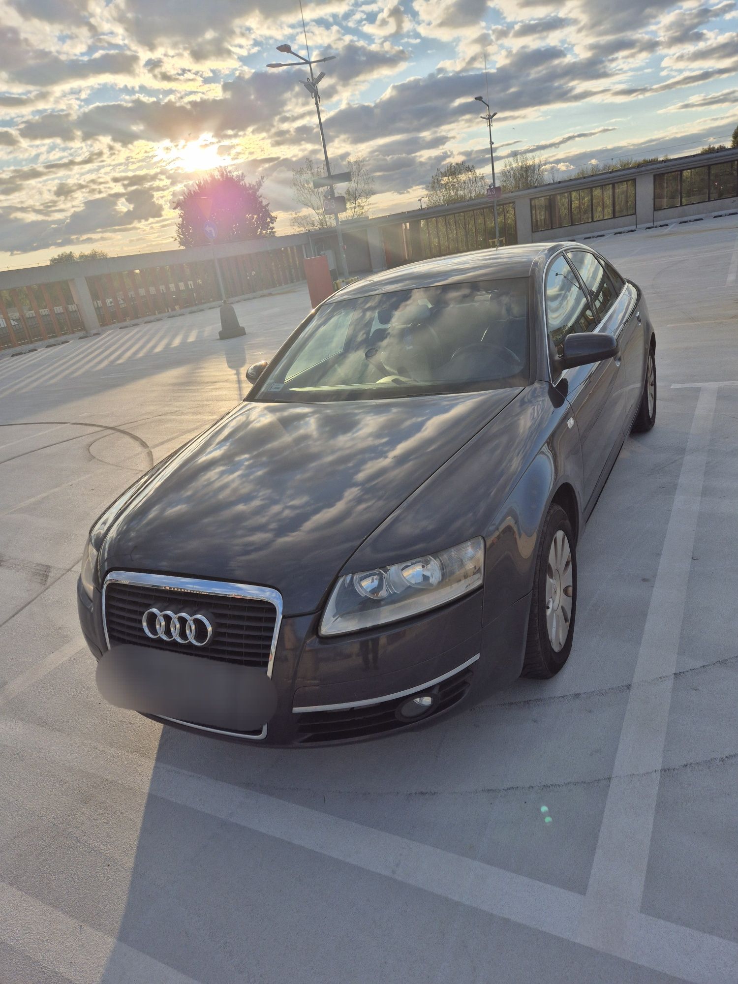 Audi a6 c6 limousine 2.0 tdi 2004r 335tys