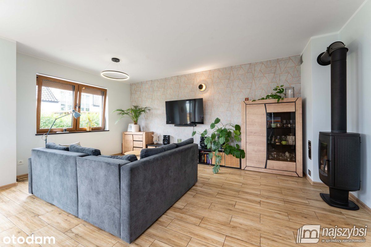 Białuń/Goleniów - bliźniak 126m2 z garażem i wiatą