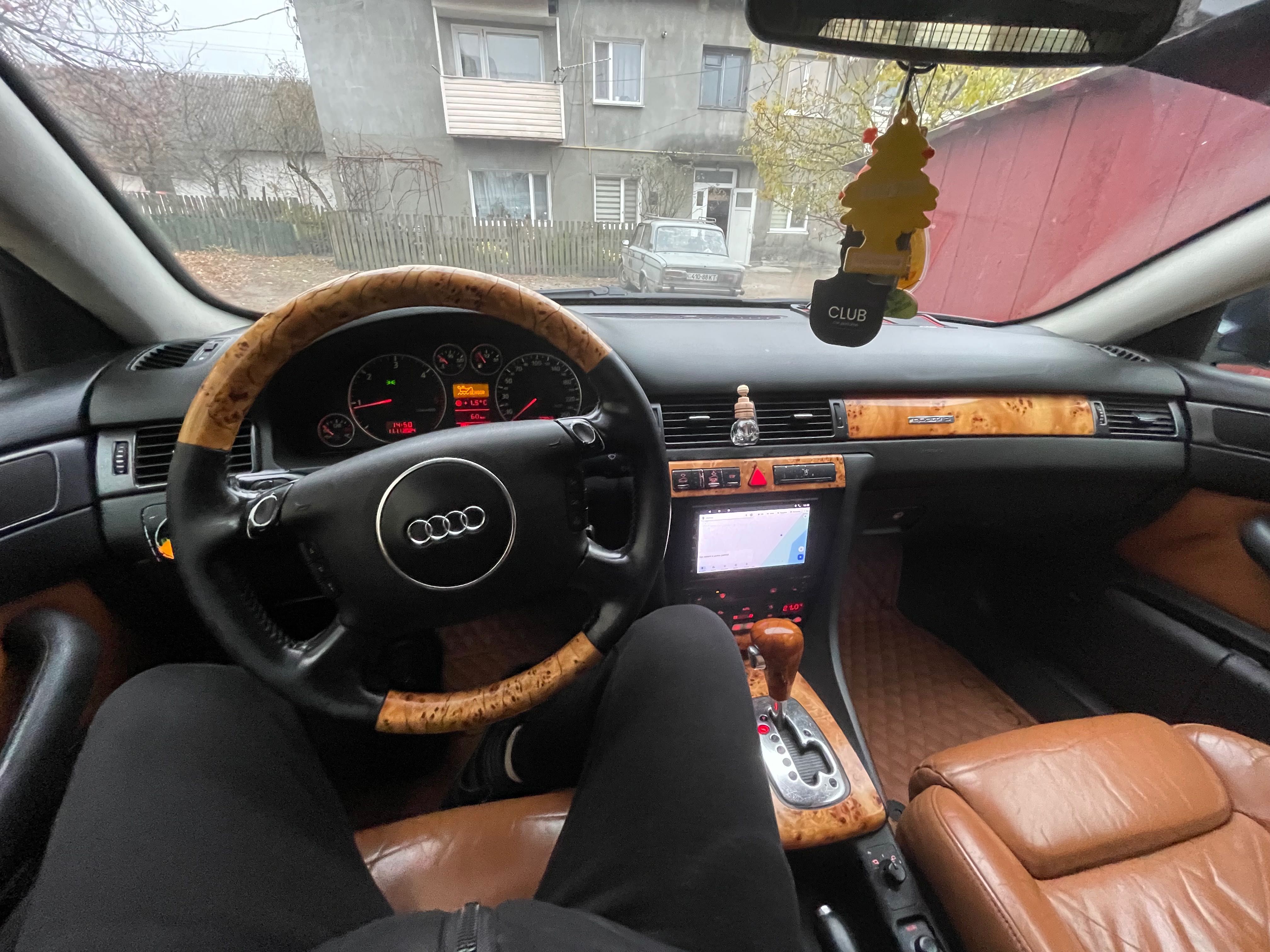 Автомобіль Ауді а 6 allroad Quattro