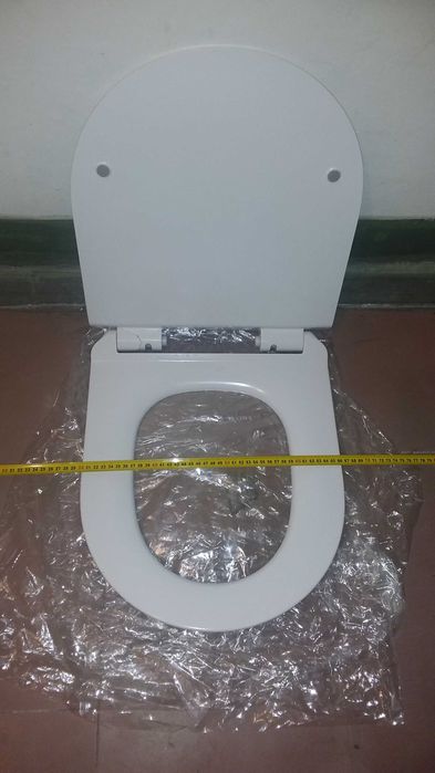 Подвесной унитаз. Лейка биде из нержавейки. Сиденье Для Уни_таза.