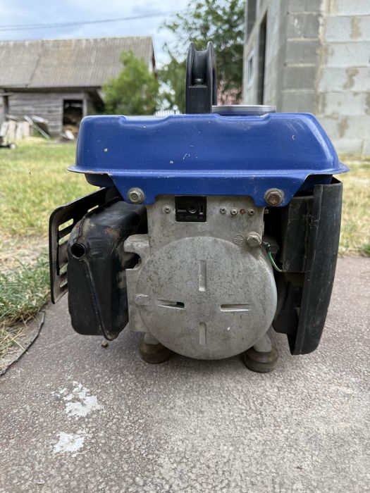 Генератор бензиновий 900Вт