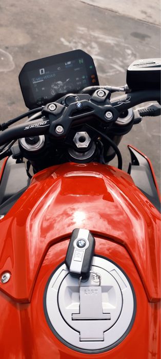 S1000r 2022 muito bem estimada