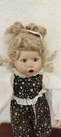 Антикварная фарфоровая кукла с клеймом.37см.