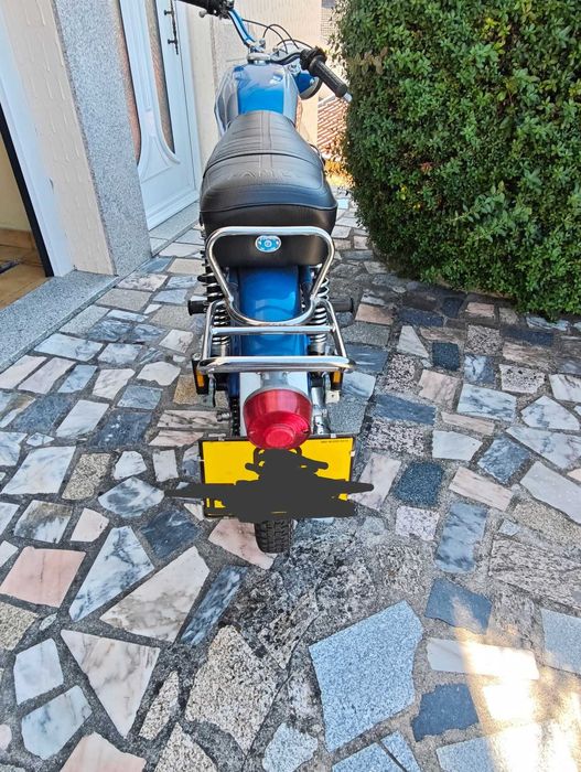 Motorizada Famel Periquito