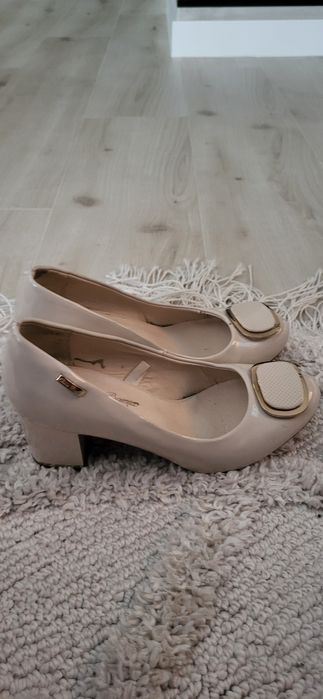 Clara Barson czółenka rozmiar 35