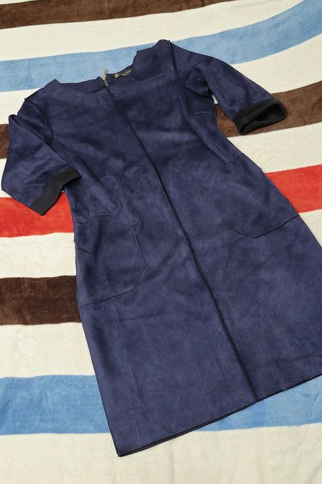 Гарна сукня під замшу