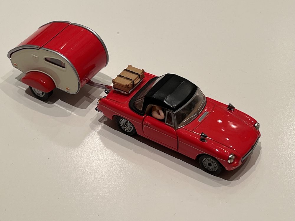 Hongwell MGB Cabriolet Samochód + przyczepa kempingowa Metalowy Model
