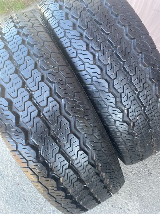 215/75/16C M+S Continental 2шт