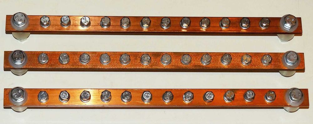 Szyna zbiorcza miedziana gwintowana 20 x 5 x 330 mm, M6, 320 A