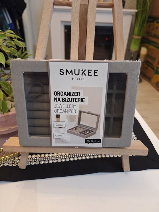 Nowy organizer na biżuterię