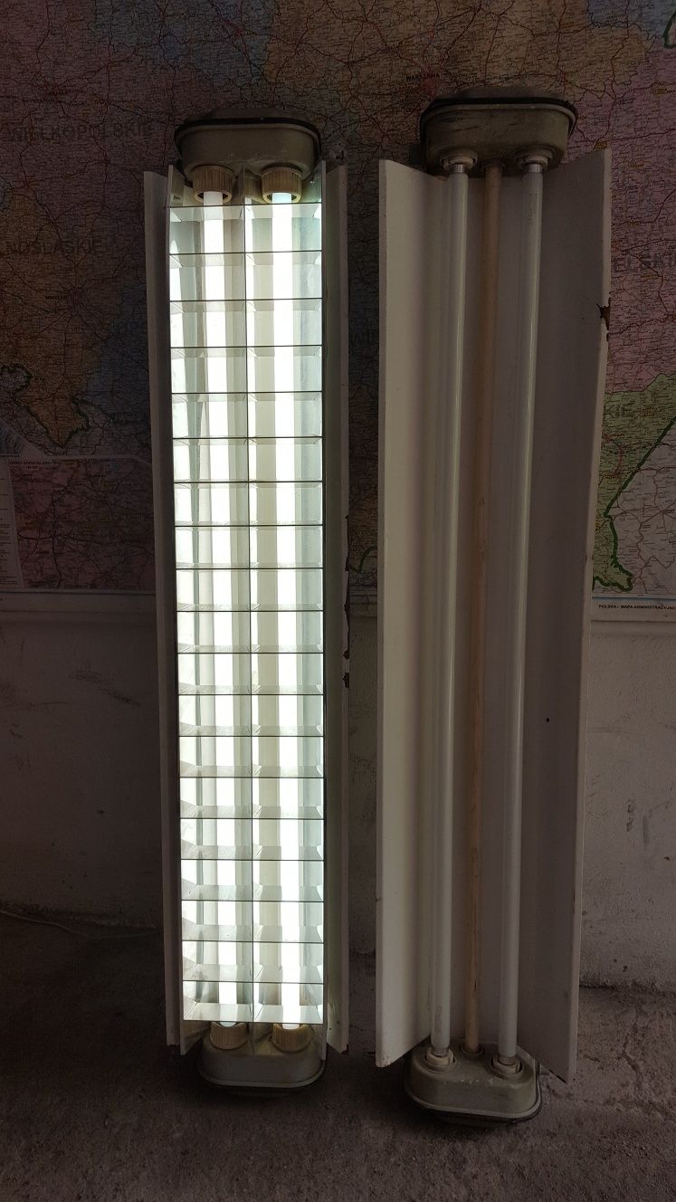 Lampa jarzeniowa - 2 świetlówki 38w