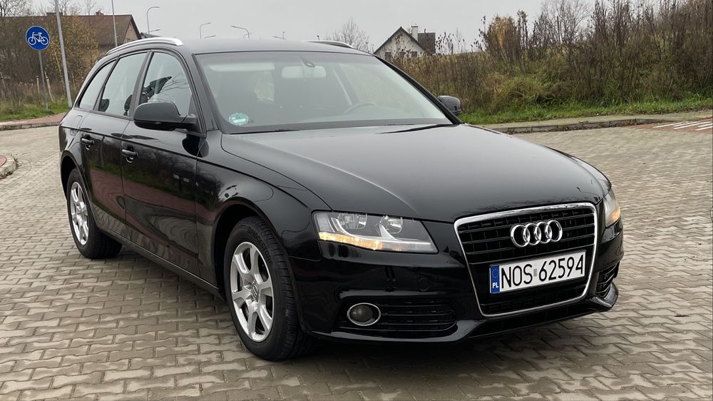 Audi A4 b8 Avant 2.0 tdi CAHA 170km 2011r Nawigacja Tylko 168 tys km