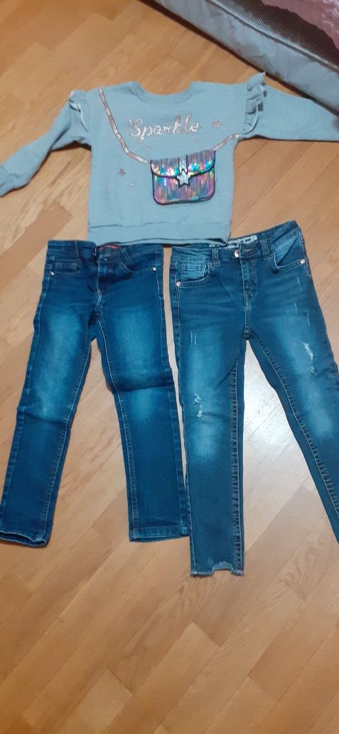 Calças jeans+ camisola 5 anos
