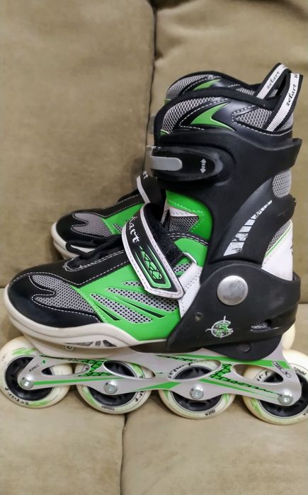 Роликовые коньки на четыре размера 32-35