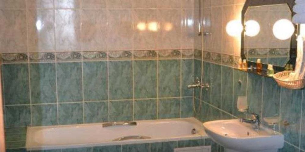 Продаж котеджу в самому серці Карпат. Яремче.