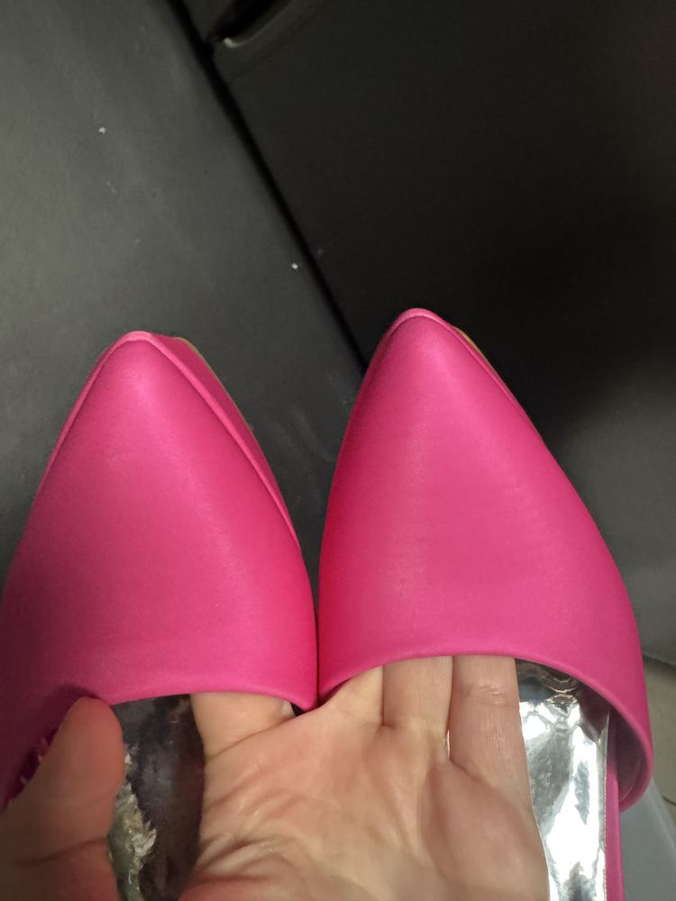 Buty obcasy szpilki na koturnie 36 catwalk