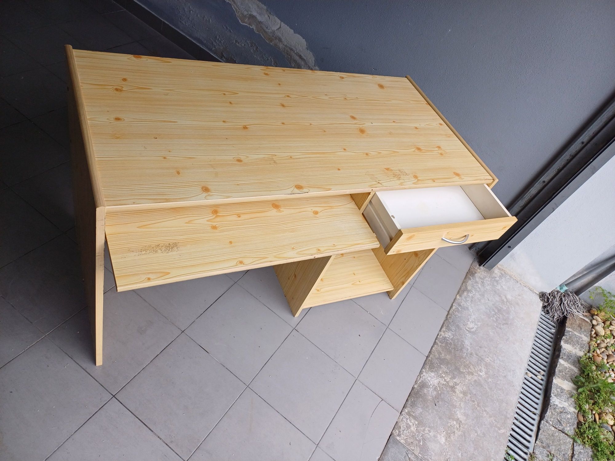 Mesa Secretária (oportunidade)