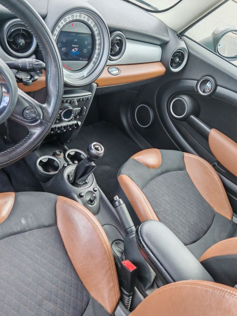 Mini Cooper D 1.6 120CV