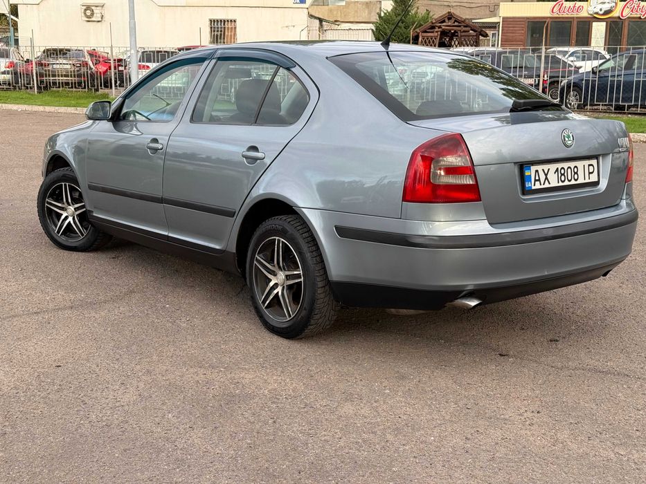 Продам SKODA Octavia а5 2006р 1.6газ-бенз