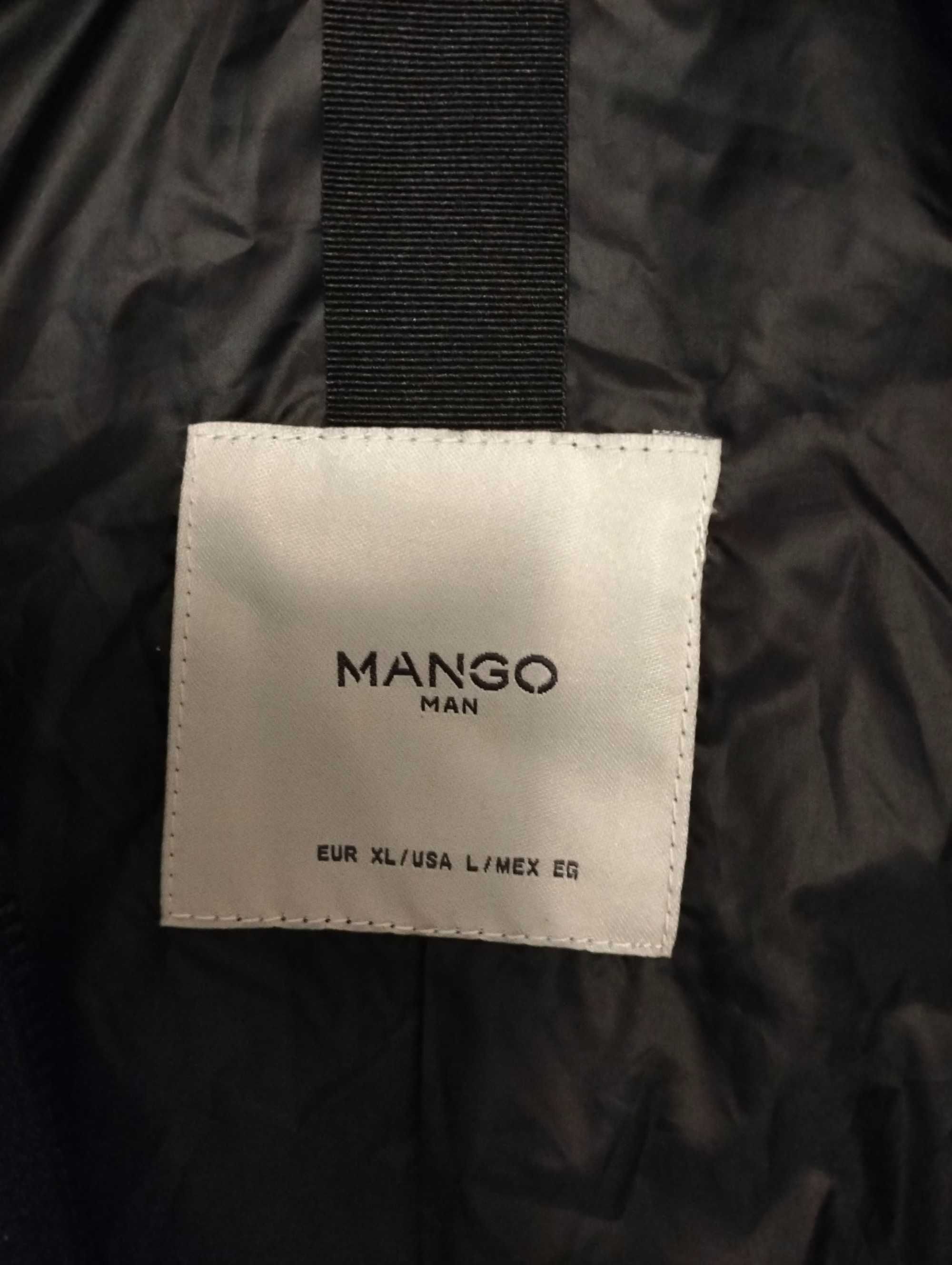 Чоловіча вітровка-дощовик іспанського бренду MANGO