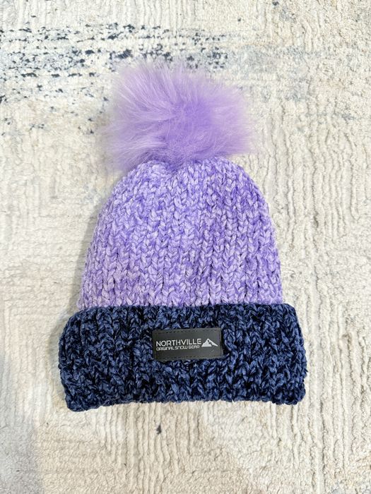 Шапка бини с отворотом и помпоном зимняя c&a