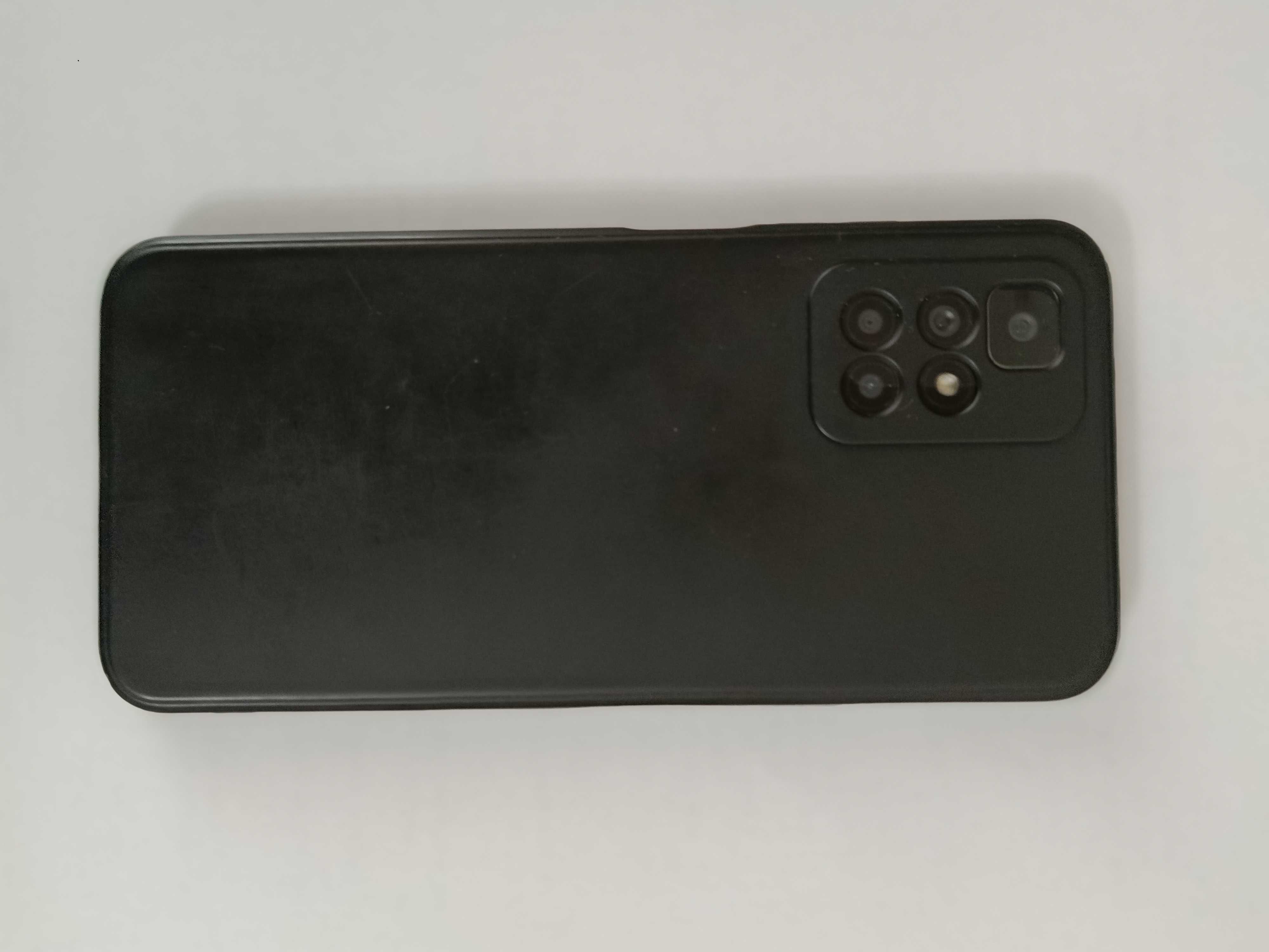Продам Xiaomi Redmi 10 4+1/64 в отличном состоянии
