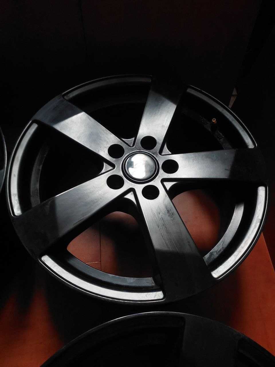 Диски R17 5x112 ET40 dia70.1 Volksvagen Skoda Mercedes Audi BMW