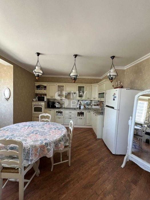 3к. 120м2 Дніпровська Набережна Урлівська Анни Ахматової Осокорки