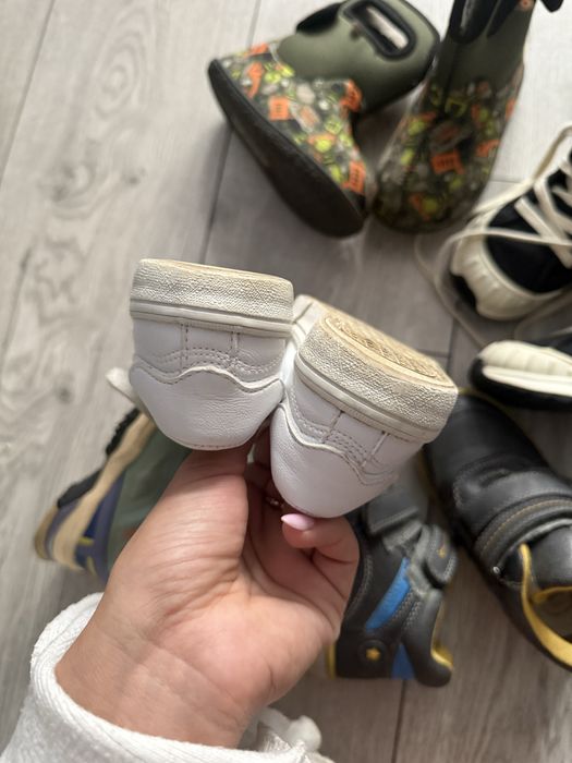 Взуття на хлопчика 24р кросівки , кеди zara, bogs