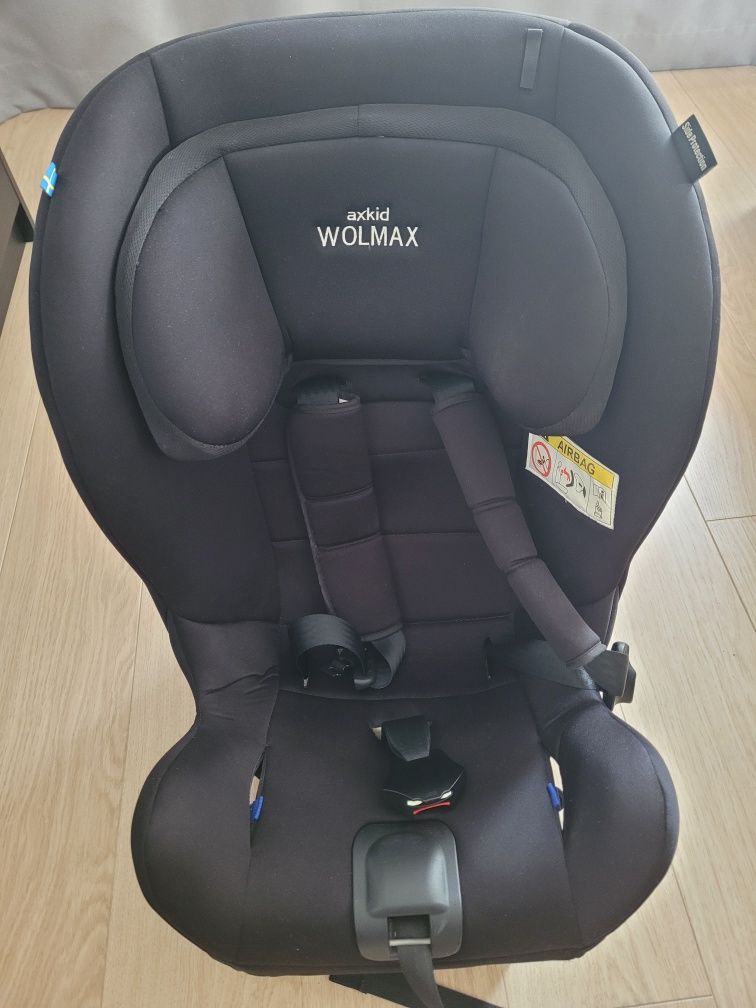 Axkid Wolmax fotelik RWF 9-25 kg Recaro