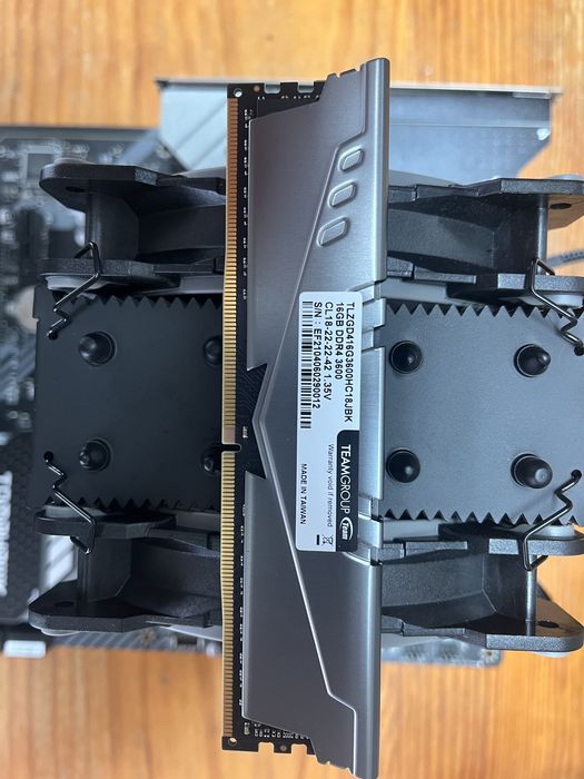 Bundle board msi b550 + processador 5600x